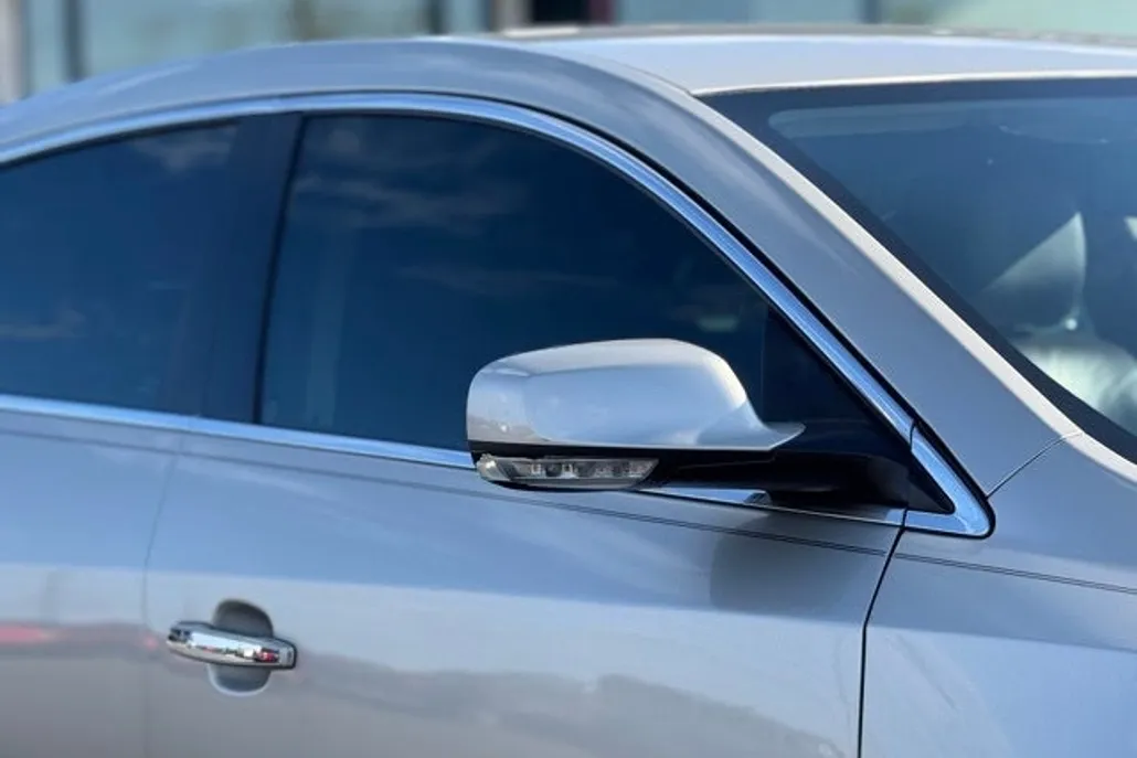 2016 Buick LaCrosse Leather photo 1