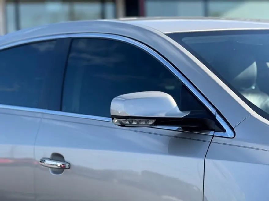 2016 Buick LaCrosse Leather photo 1