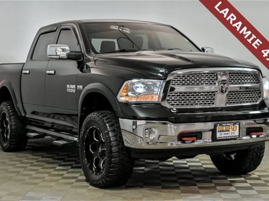 2014 Ram 1500 Laramie photo 1