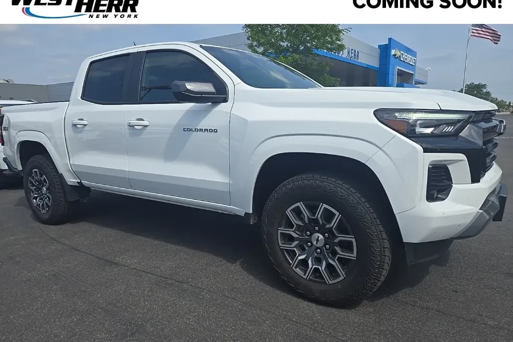 2025 Chevrolet Colorado Z71 photo 1