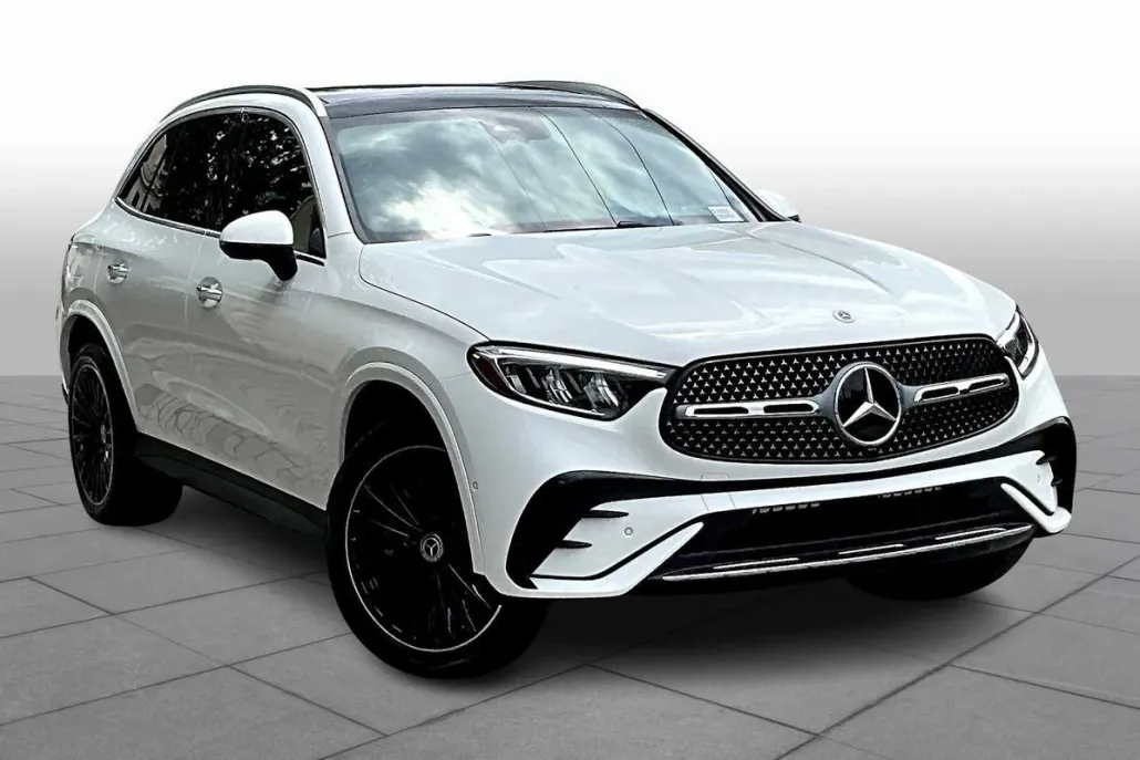 2025 Mercedes Benz GLC 300 photo 1