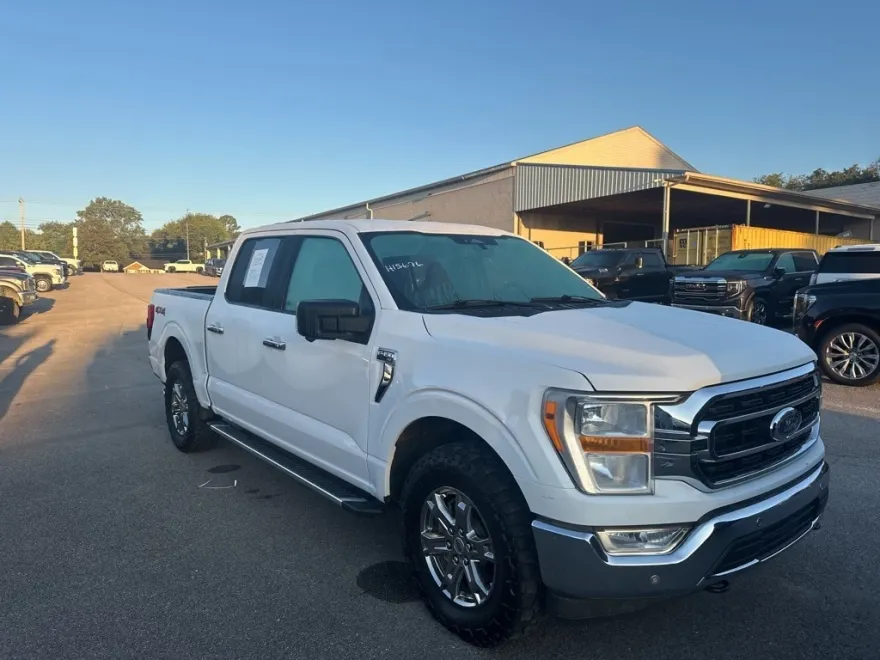2023 Ford F-150 XLT photo 1