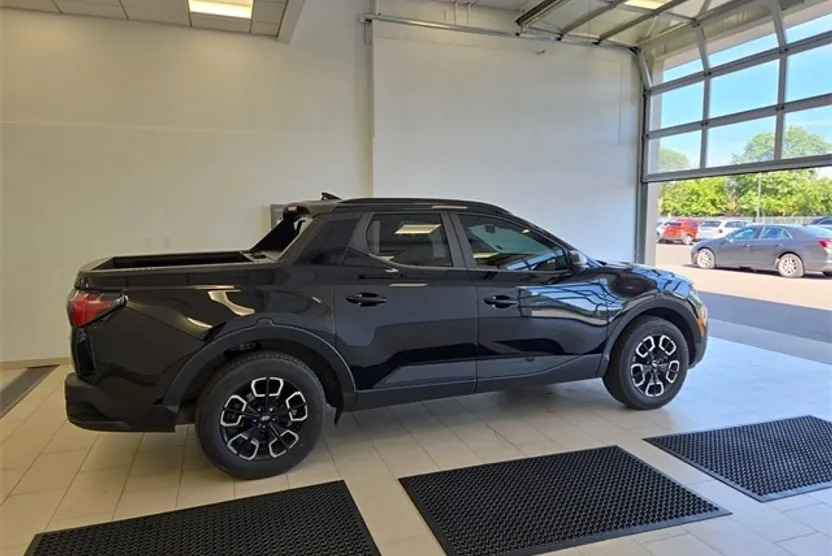 2022 Hyundai Santa Cruz SEL photo 1