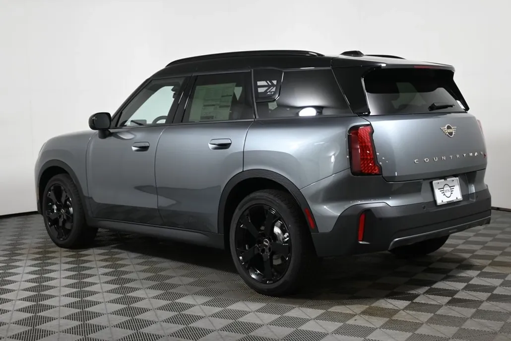 2026 Mini Countryman S ALL4 photo 1