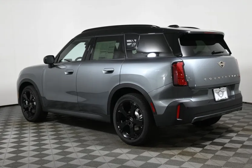 2026 Mini Countryman S ALL4 photo 1