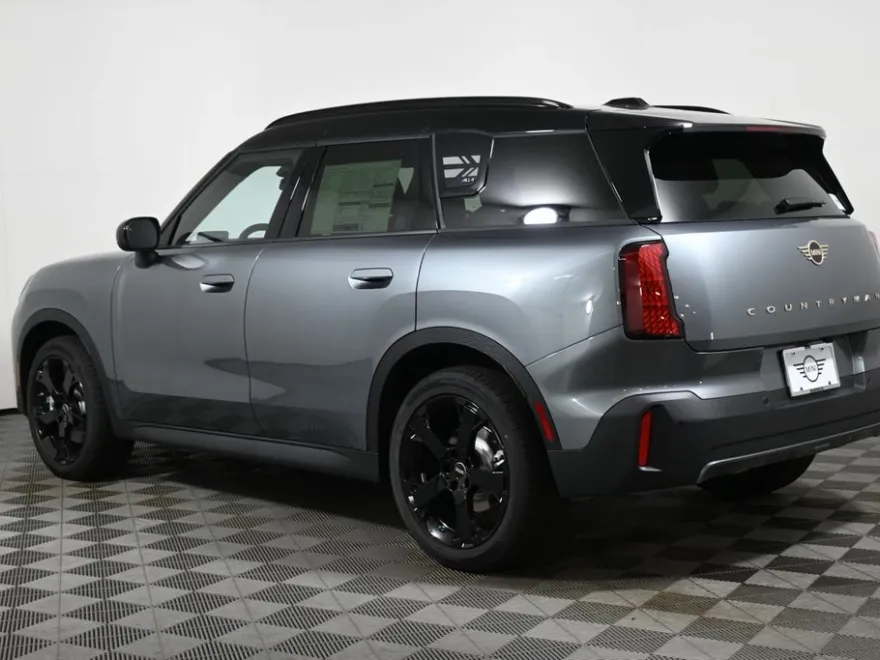 2026 Mini Countryman S ALL4 photo 1