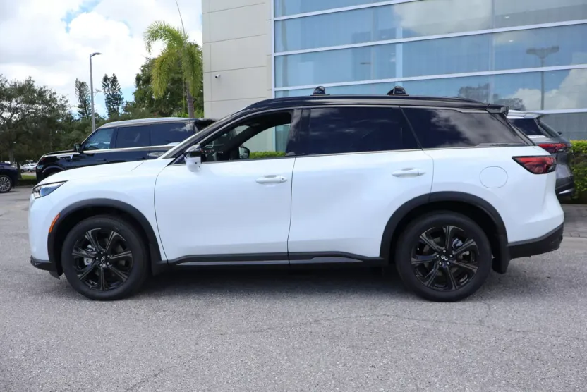 2026 Infiniti QX60 Autograph photo 1