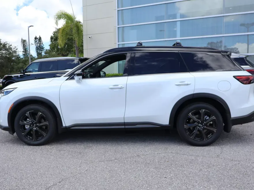 2026 Infiniti QX60 Autograph photo 1