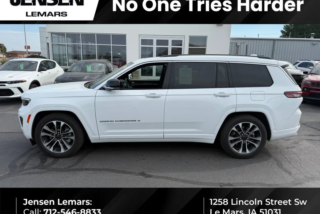 2022 Jeep Grand Cherokee Overland photo 1