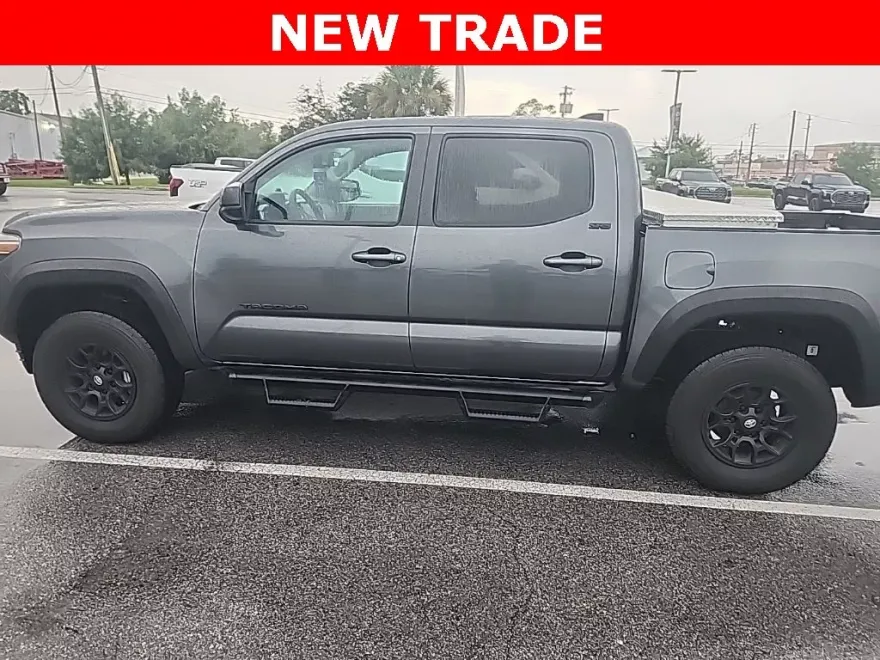 2023 Toyota Tacoma SR5 V6 photo 1