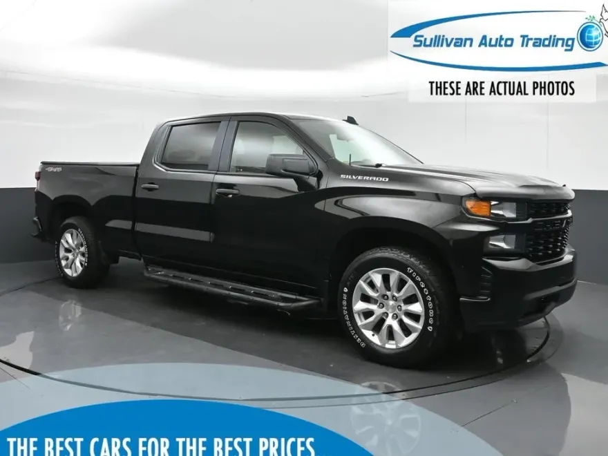 2020 Chevrolet Silverado 1500 Custom photo 1