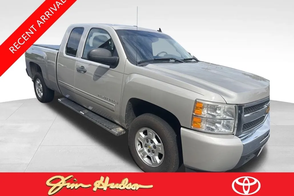 2009 Chevrolet Silverado 1500 LT photo 1