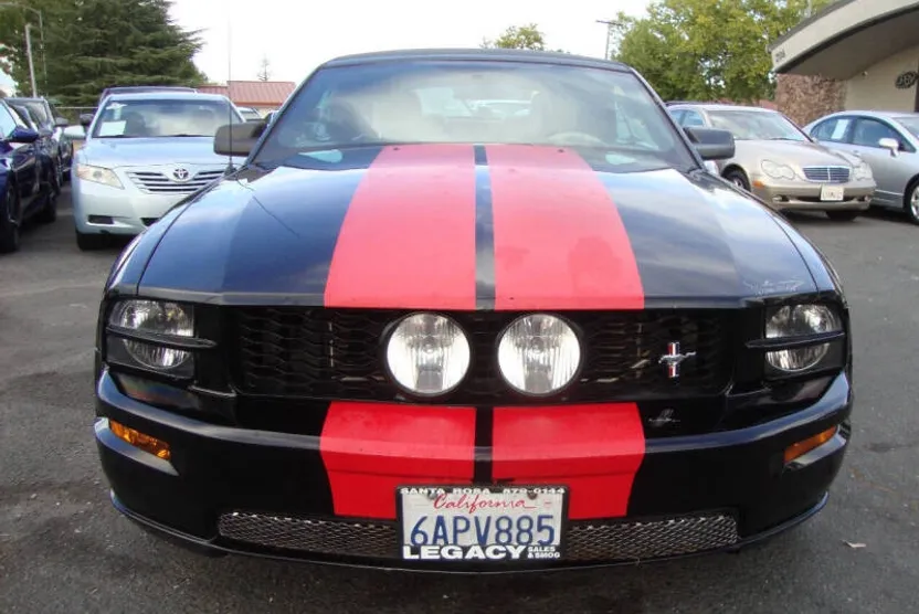 2006 Ford Mustang GT photo 1