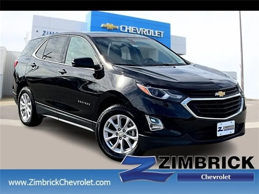 2018 Chevrolet Equinox LT photo 1
