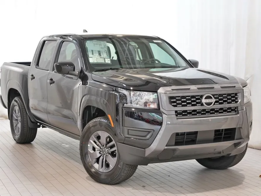 2025 Nissan Frontier SV photo 1
