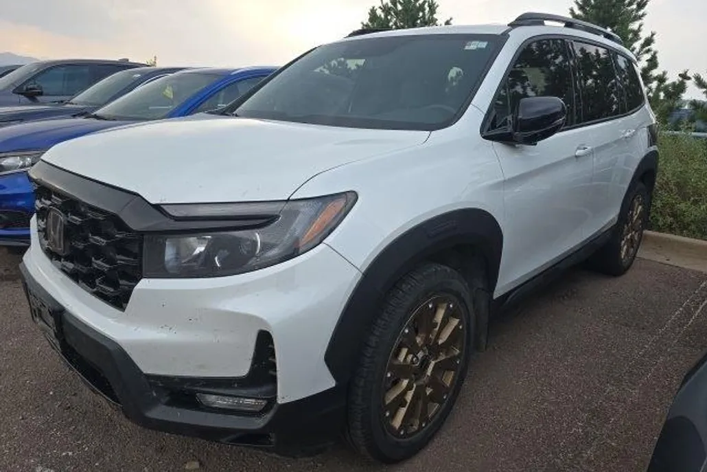 2022 Honda Passport Elite photo 1