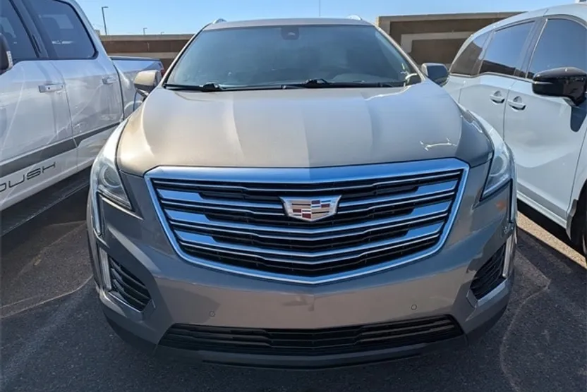 2018 Cadillac XT5 Luxury photo 1