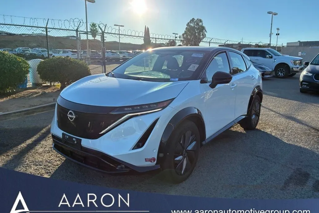 2023 Nissan ARIYA Platinum e-4ORCE photo 1