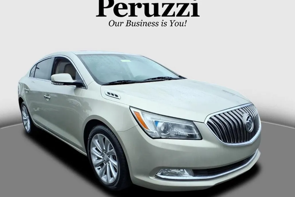 2015 Buick LaCrosse Leather photo 1