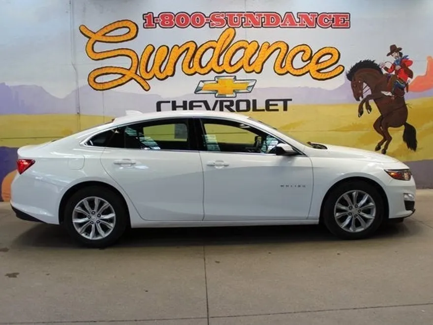 2023 Chevrolet Malibu 1LT photo 1