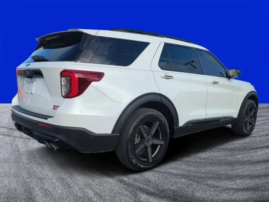 2020 Ford Explorer ST photo 1