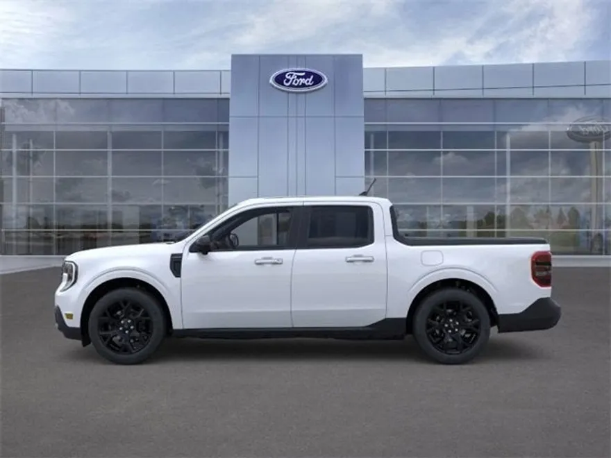 2025 Ford Maverick Lariat photo 1