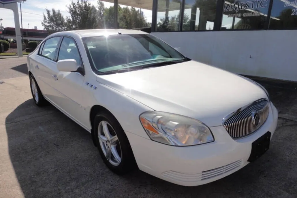 2007 Buick Lucerne CXL photo 1