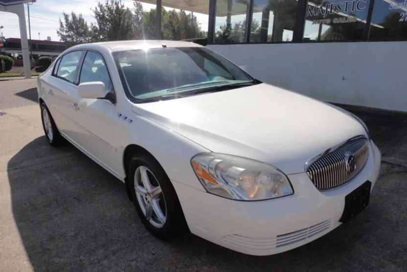 2007 Buick Lucerne CXL photo 1