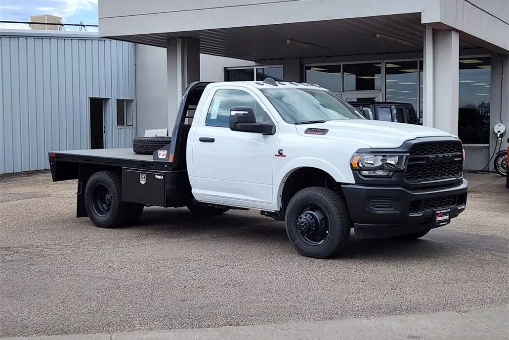 2024 Ram 3500 Tradesman photo 1