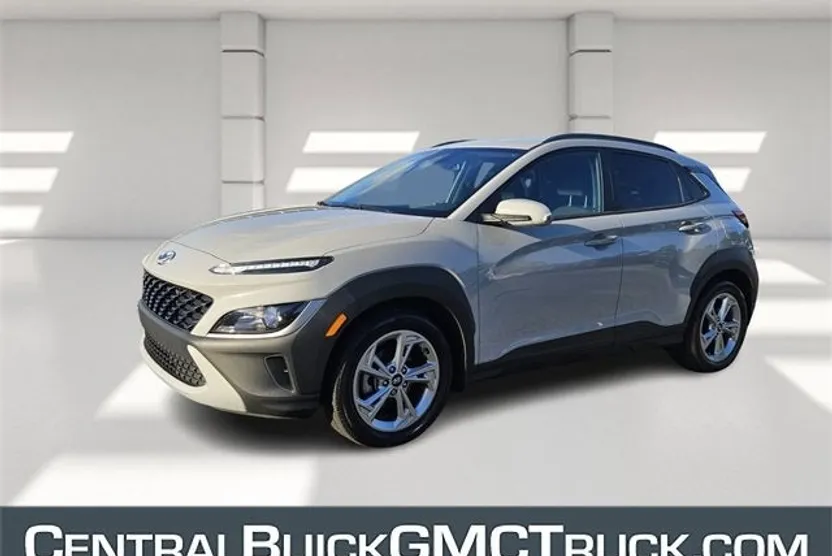 2023 Hyundai Kona SEL photo 1