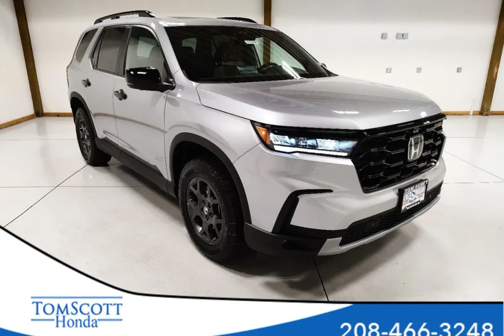 2025 Honda Pilot TrailSport photo 1