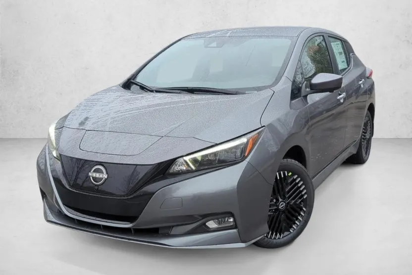 2024 Nissan Leaf SV Plus photo 1