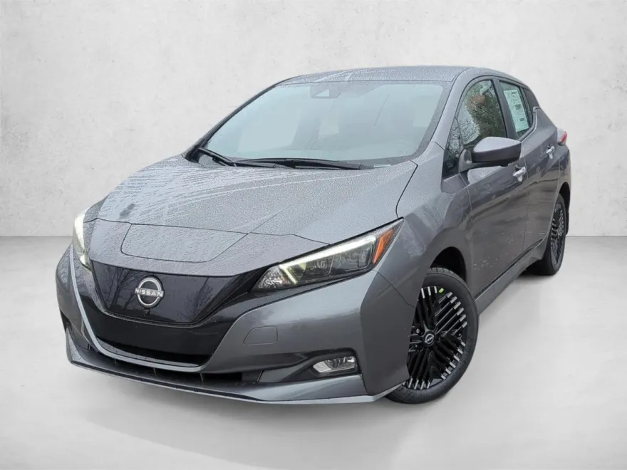 2024 Nissan Leaf SV Plus photo 1