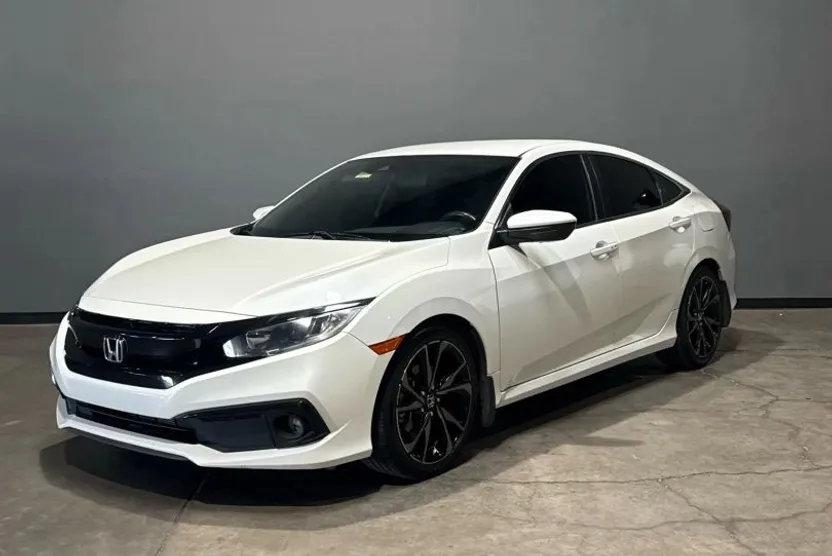 2019 Honda Civic Sport photo 1