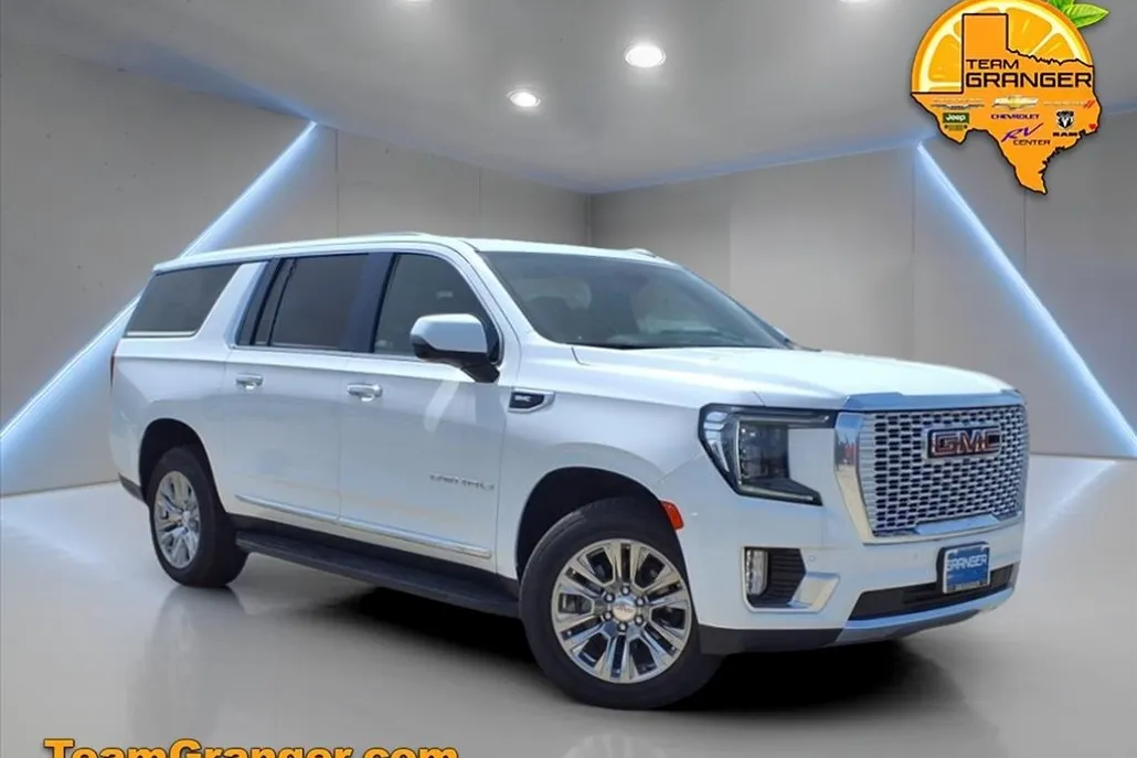 2023 Gmc Yukon XL Denali photo 1