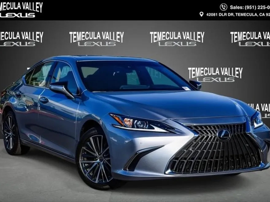 2025 Lexus ES 300h photo 1