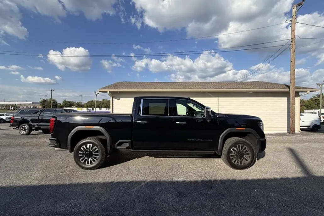 2025 Gmc Sierra 2500 Denali Ultimate photo 1