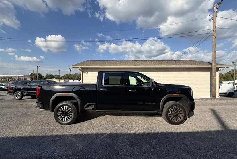 2025 Gmc Sierra 2500 Denali Ultimate photo 1