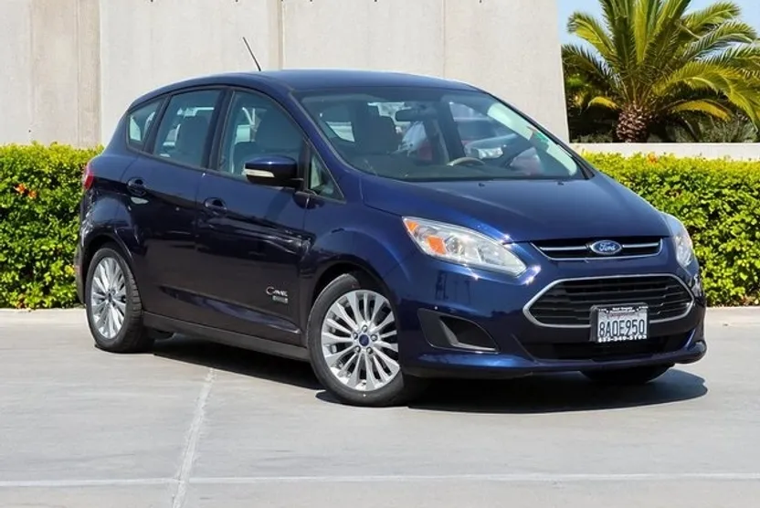 2017 Ford C-Max Energi SE photo 1