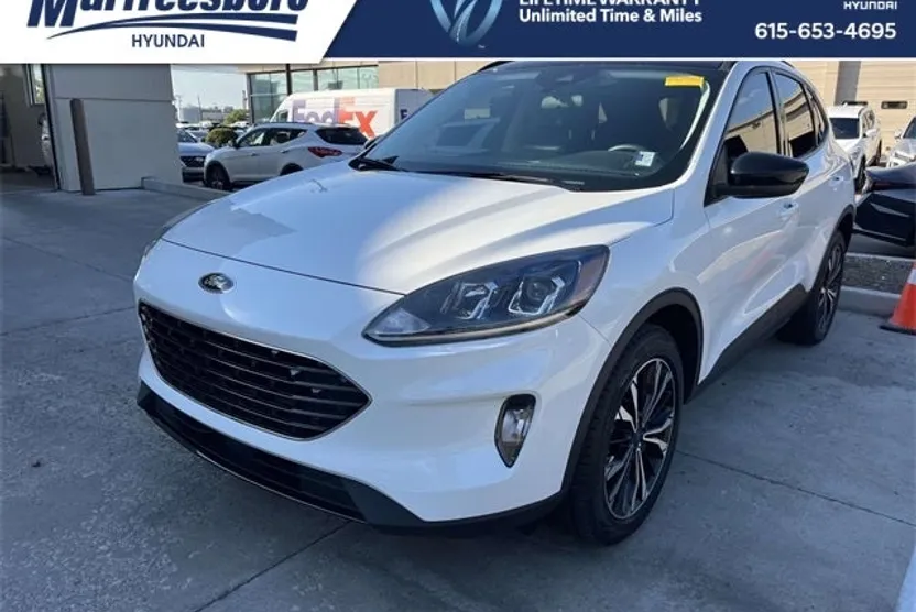 2022 Ford Escape SEL photo 1