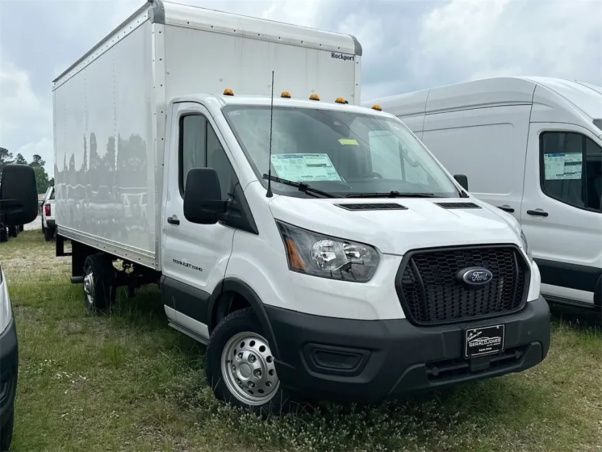 2024 Ford Transit photo 1
