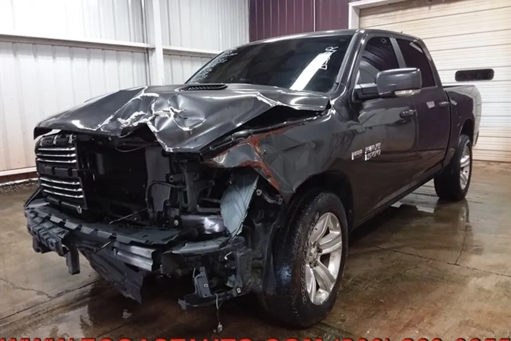 2015 Ram 1500 Sport photo 1