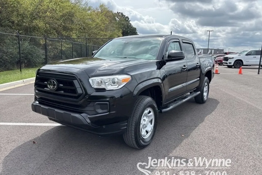 2023 Toyota Tacoma SR V6 photo 1