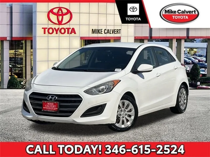 2016 Hyundai Elantra GT Base photo 1