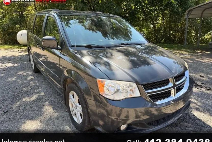 2012 Dodge Grand Caravan Crew photo 1