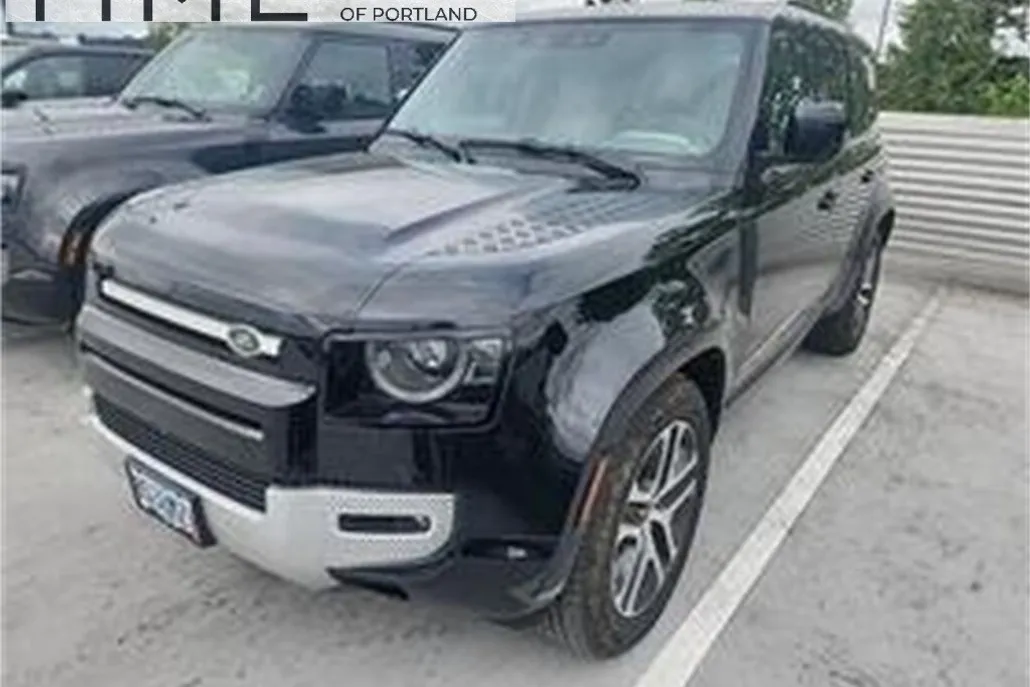 2022 Land Rover Defender 110 XS Edition photo 1