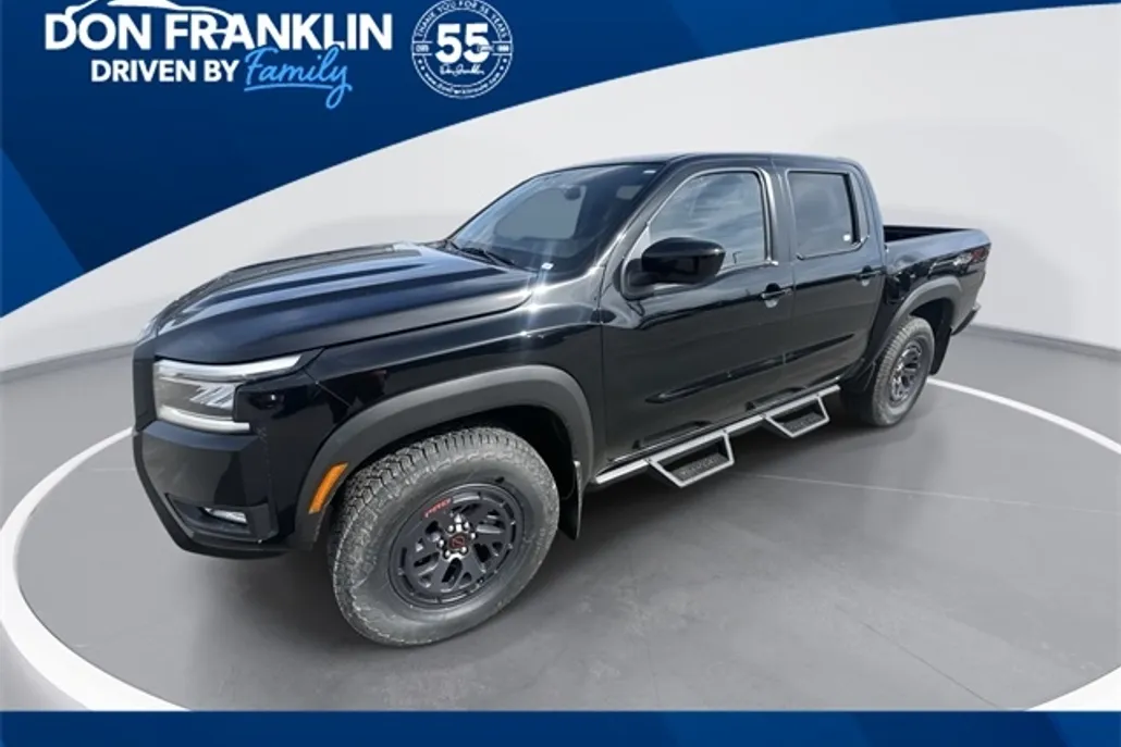 2025 Nissan Frontier PRO-4X photo 1