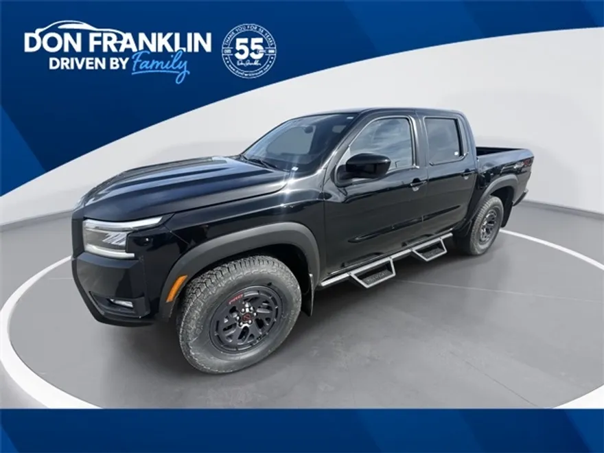 2025 Nissan Frontier PRO-4X photo 1