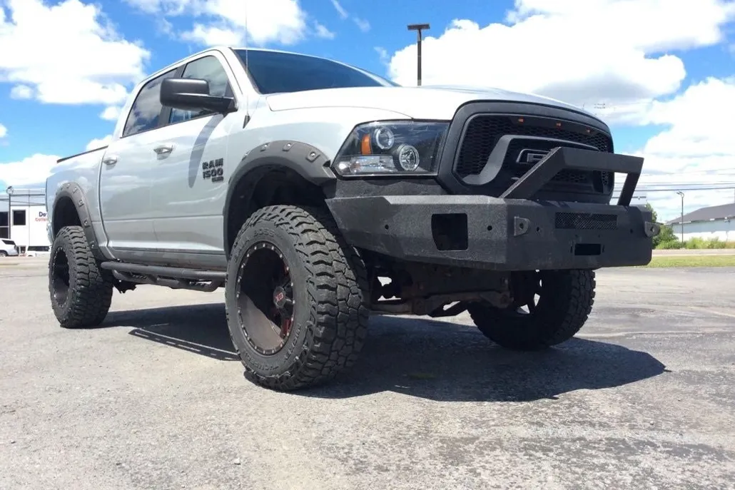 2019 Ram 1500 Classic SLT photo 1