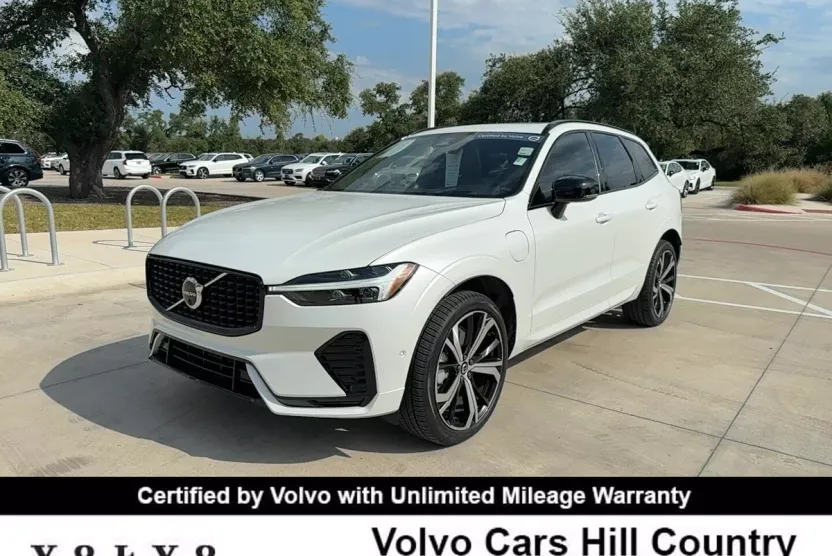 2023 Volvo XC60 Recharge Hybrid Ultimate photo 1